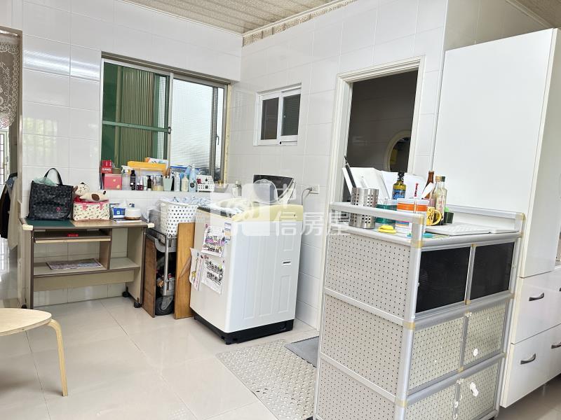 G-11岡山火車站捷運透天房屋室內格局與周邊環境