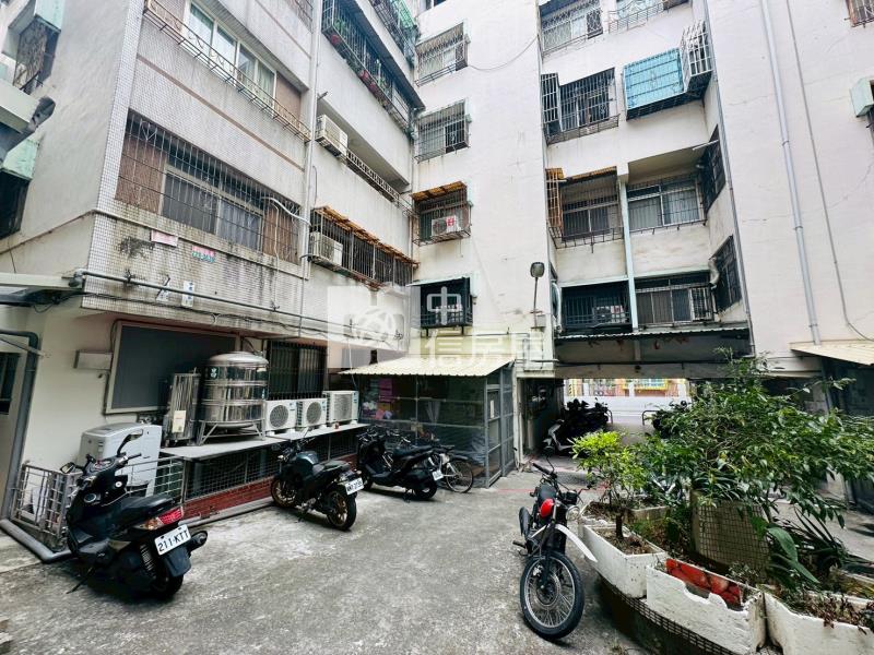 健行路收租四套房房屋室內格局與周邊環境