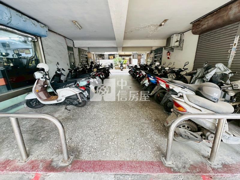 健行路收租四套房房屋室內格局與周邊環境