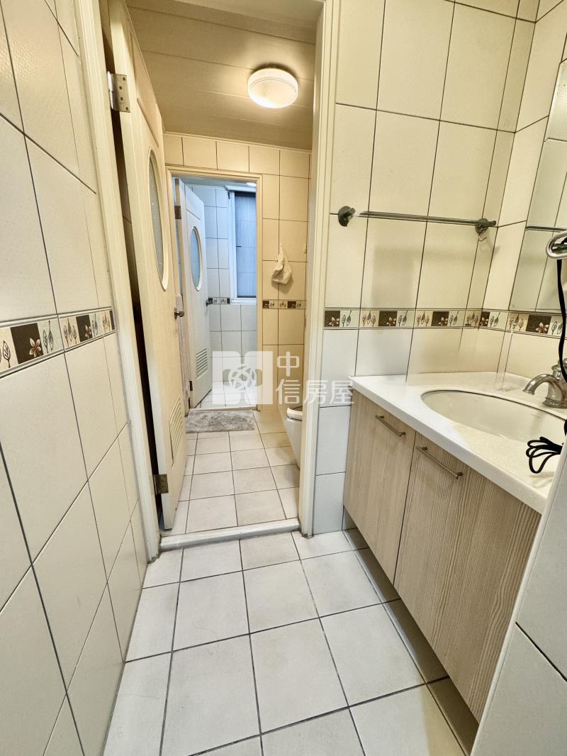 七期震後惠文學區6房雙車豪墅房屋室內格局與周邊環境