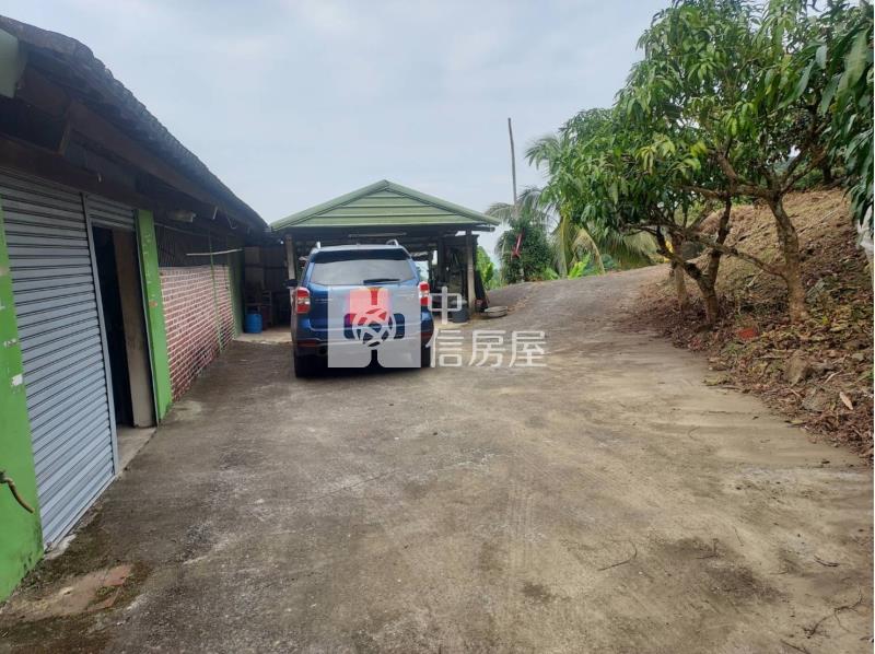 六甲區大丘園段有水電地上權果園地房屋室內格局與周邊環境