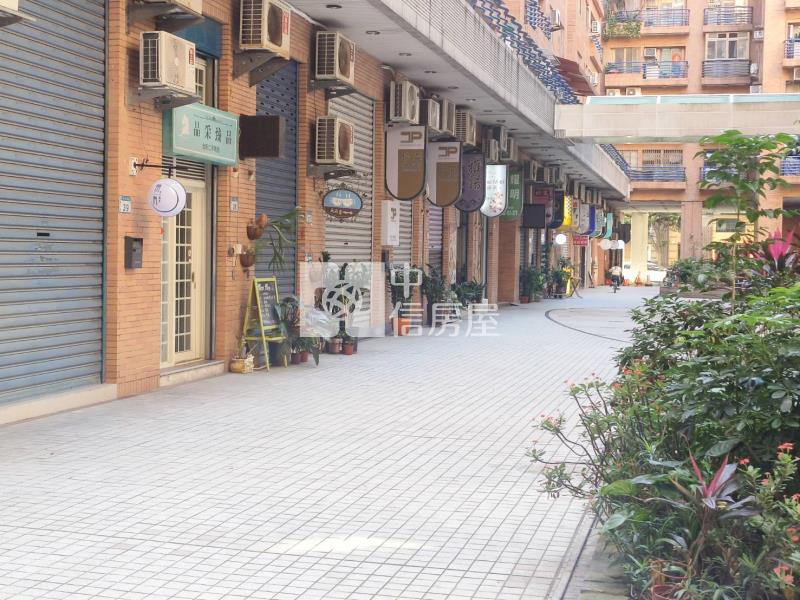 【奔馳】星馳市挑高金店面房屋室內格局與周邊環境