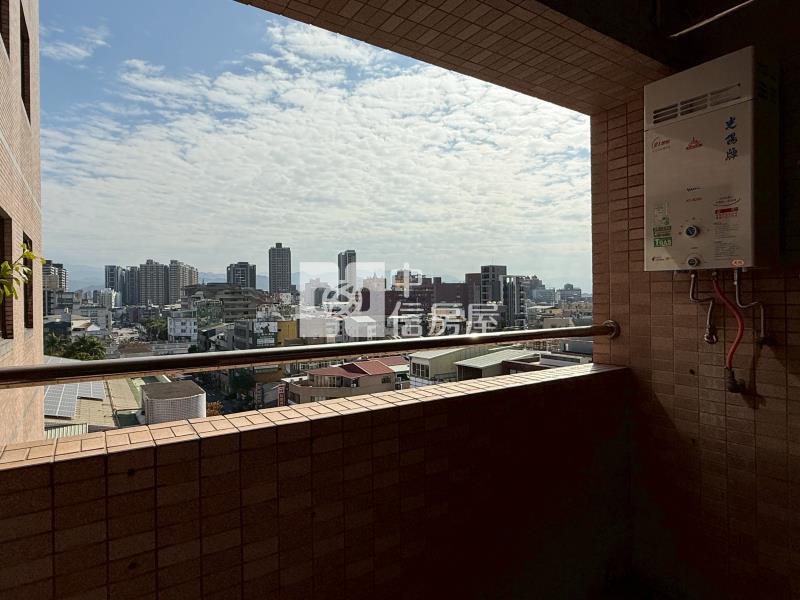 【醫生最愛】正中國醫商圈｜高樓層景觀邊間｜稀有3房大空間房屋室內格局與周邊環境