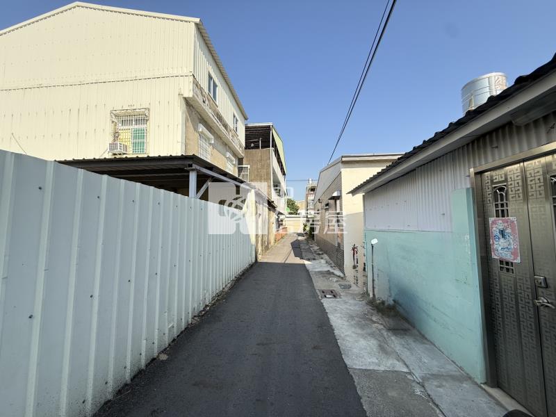 龍潭國小旁活巷建地房屋室內格局與周邊環境