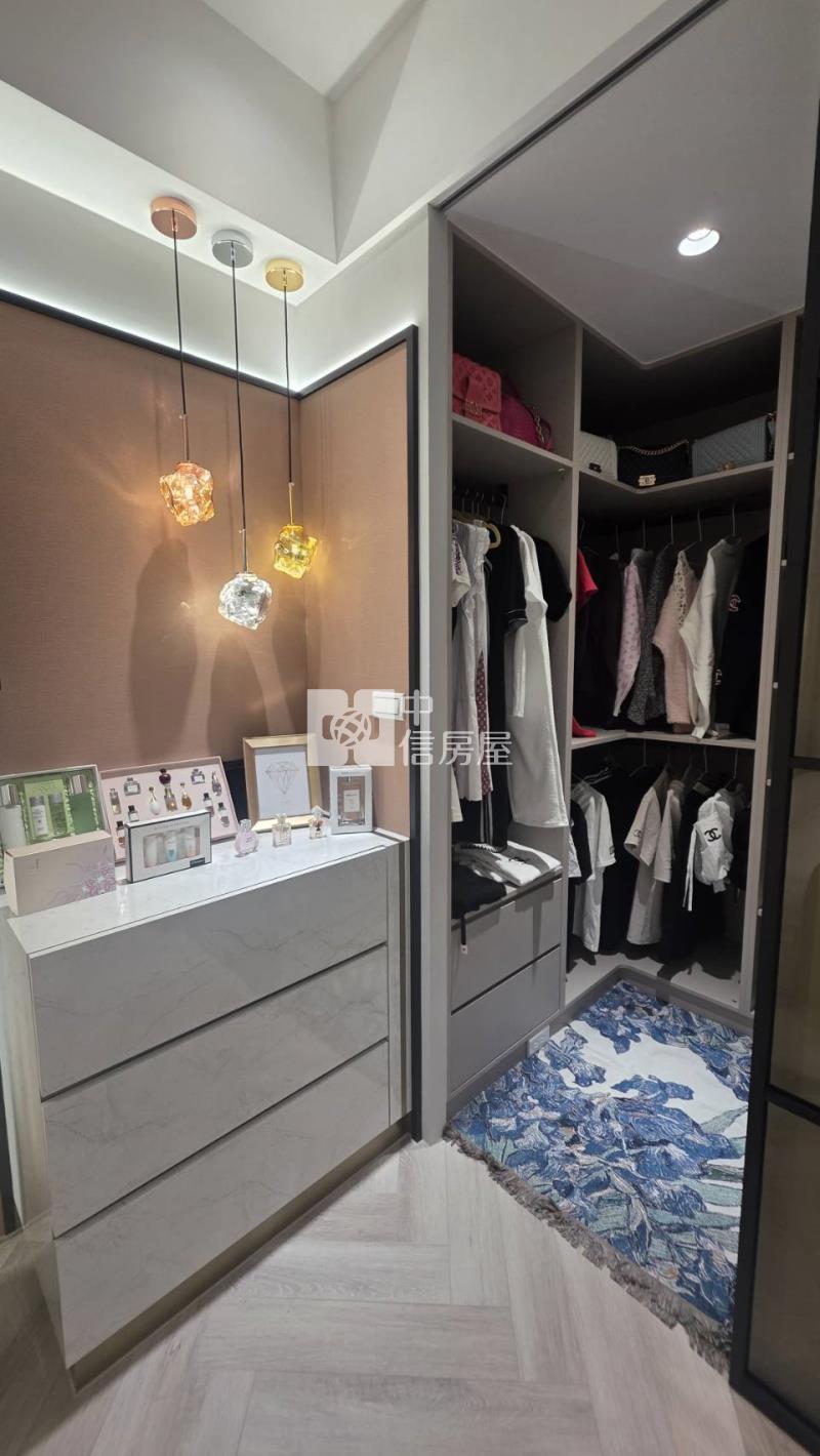 B228帝王溫馨美兩房⇒新婚首選房屋室內格局與周邊環境