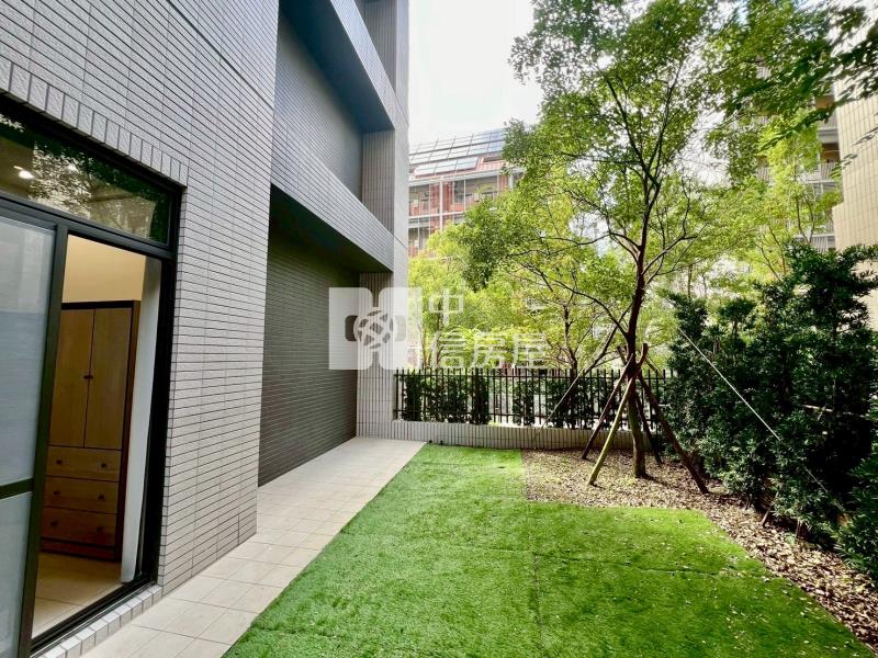 歸仁三井旁全新未住雅緻新裝潢雙花園平車電寓房屋室內格局與周邊環境