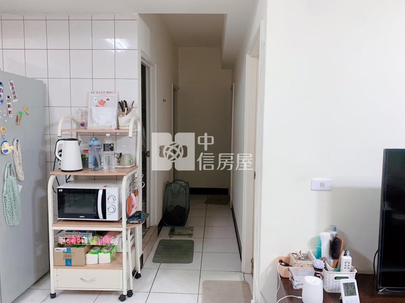 專任-崑山國小美好平車三房房屋室內格局與周邊環境