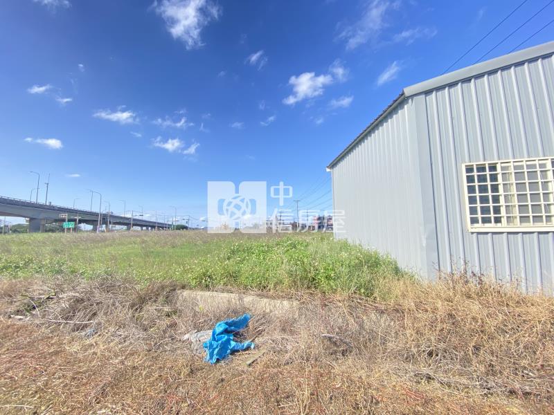 【安家】66出口旁三面臨路農地(附合法資材室)房屋室內格局與周邊環境