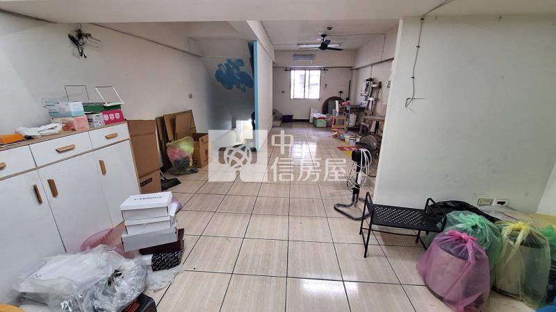 3S07夢大樓台中大樓1+2F店面房屋室內格局與周邊環境