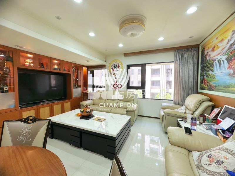 【冠軍】信義城46坪型大車位房屋室內格局與周邊環境