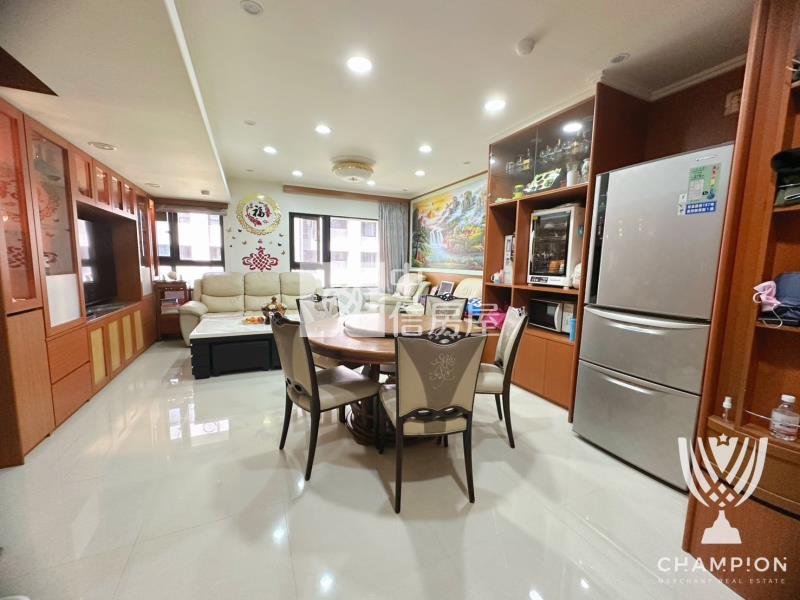 【冠軍】信義城46坪型大車位房屋室內格局與周邊環境