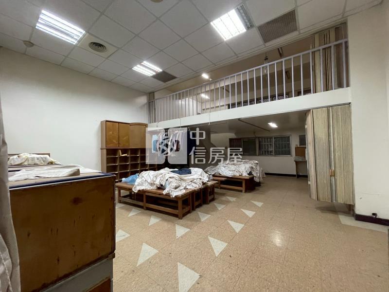 里港近國道都農.有建物可做倉儲物流房屋室內格局與周邊環境
