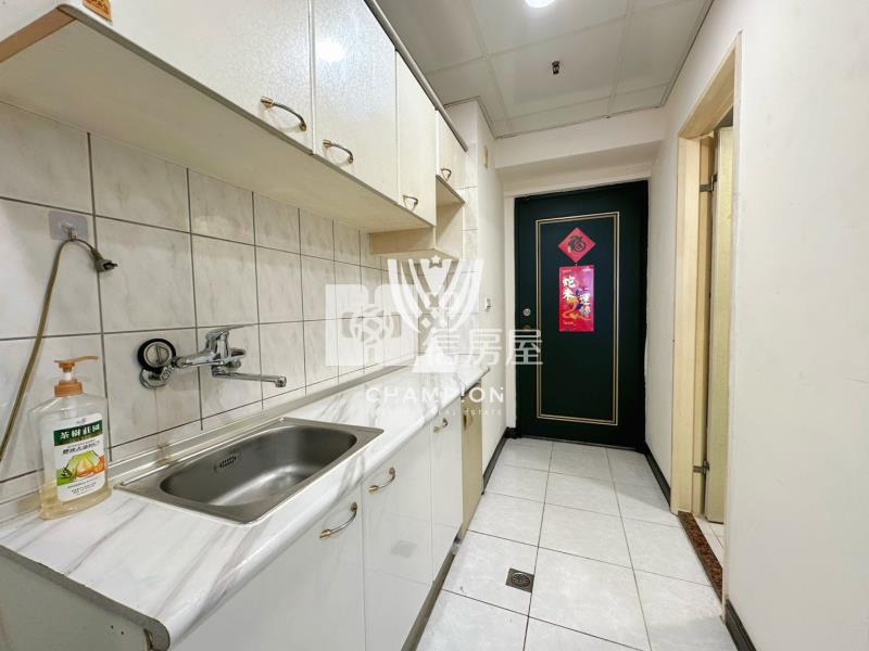 【冠軍】大香港套房+車位房屋室內格局與周邊環境