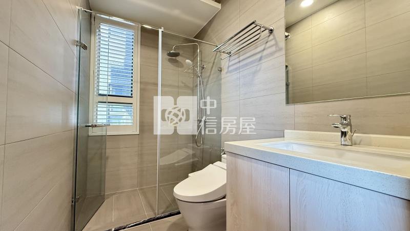 獨家!洲際W樹梢戶精美裝潢三房+充電平車房屋室內格局與周邊環境