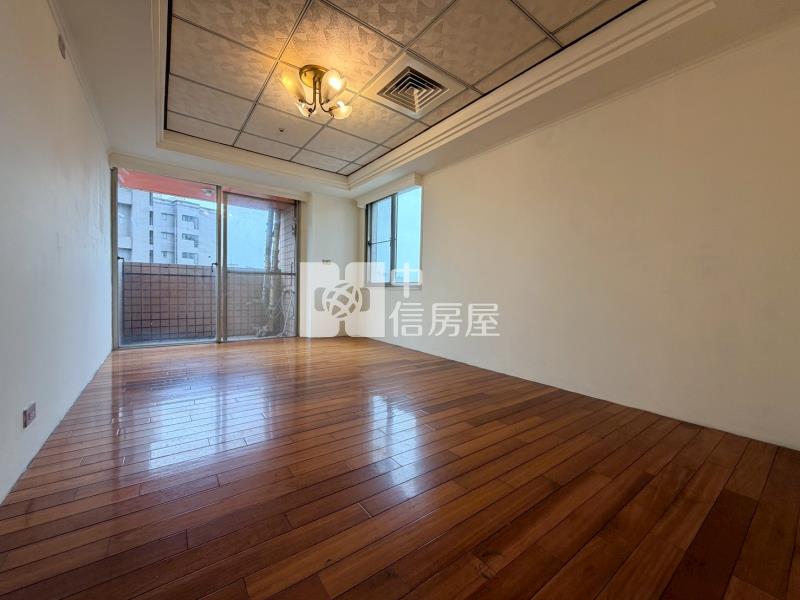 (德昌中國)興大健康公園~綠園道鋼骨結構景觀大三房附車位房屋室內格局與周邊環境