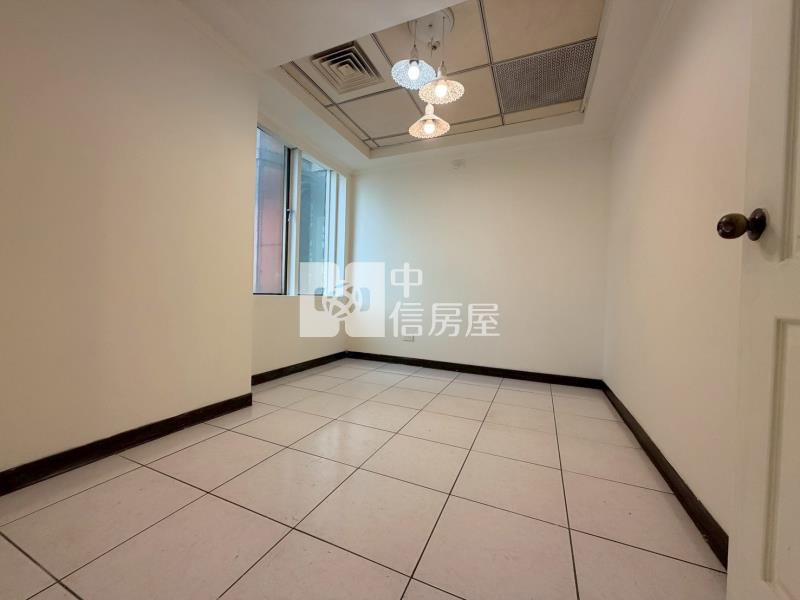 (德昌中國)興大健康公園~綠園道鋼骨結構景觀大三房附車位房屋室內格局與周邊環境