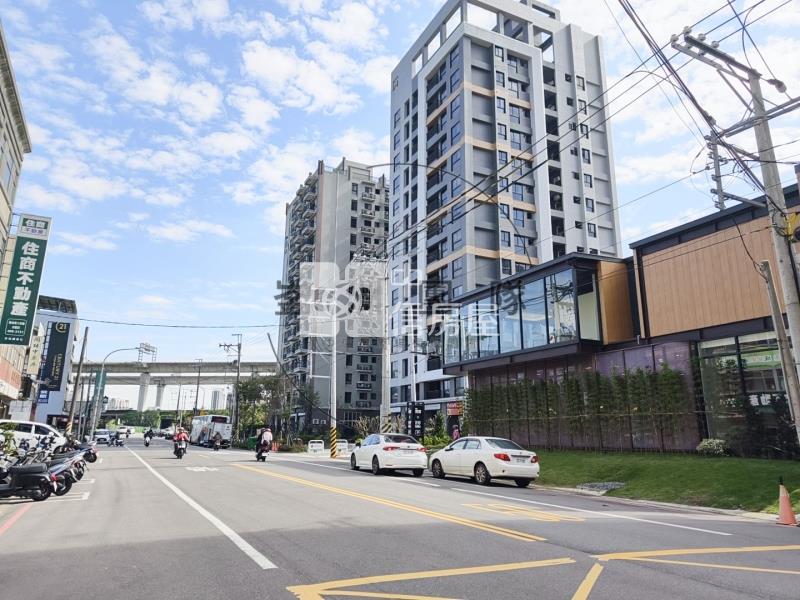 楊梅市區超值雙店面房屋室內格局與周邊環境