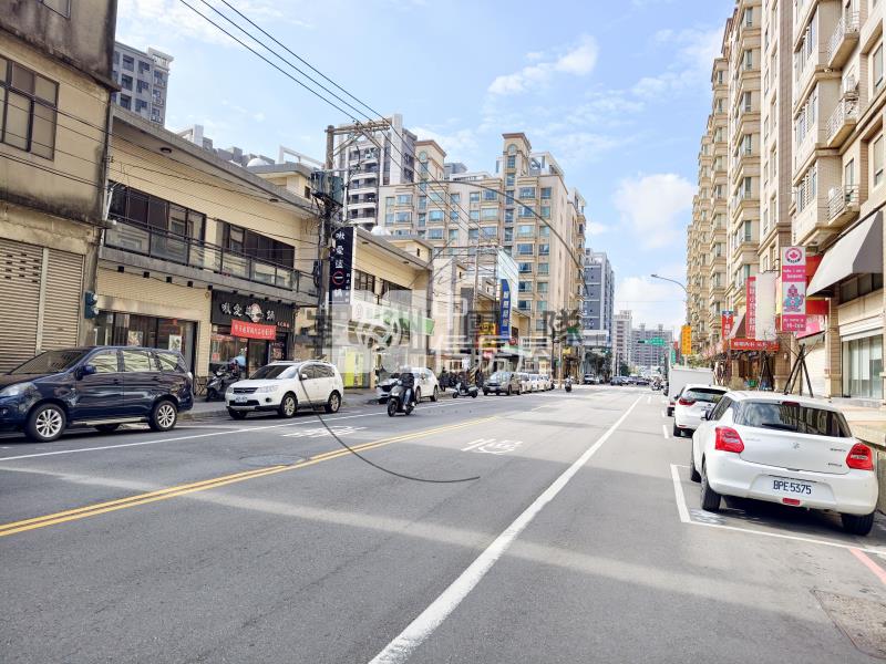 楊梅市區超值雙店面房屋室內格局與周邊環境