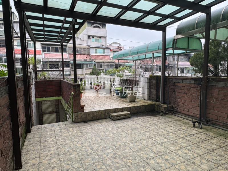 龍潭科學園區｜城市花園｜大地坪車庫別墅房屋室內格局與周邊環境