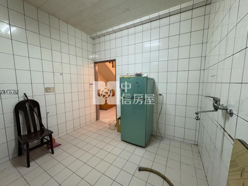 龍潭科學園區｜城市花園｜大地坪車庫別墅房屋室內格局與周邊環境