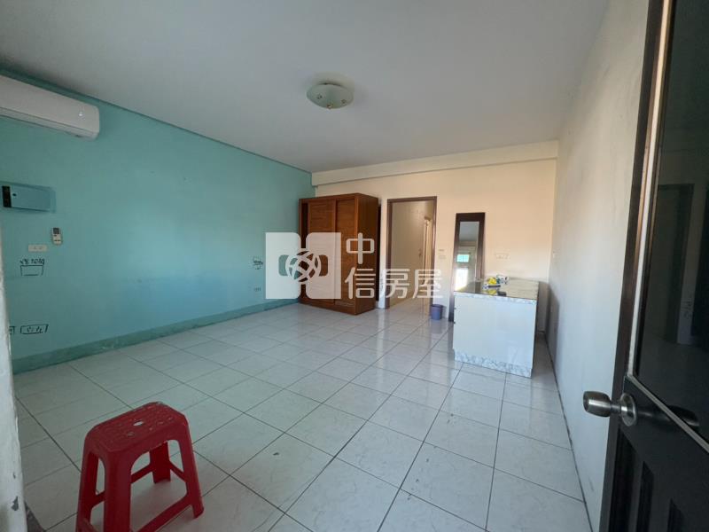 龍潭科學園區｜城市花園｜大地坪車庫別墅房屋室內格局與周邊環境