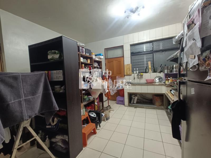 內壢稀有一樓大4房(門前路邊停車)房屋室內格局與周邊環境