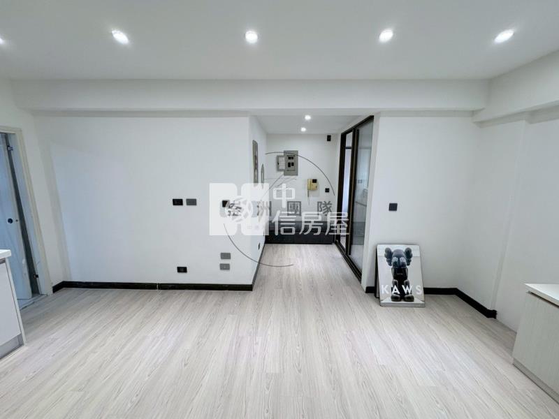 霄裡湖畔整新電梯套房房屋室內格局與周邊環境