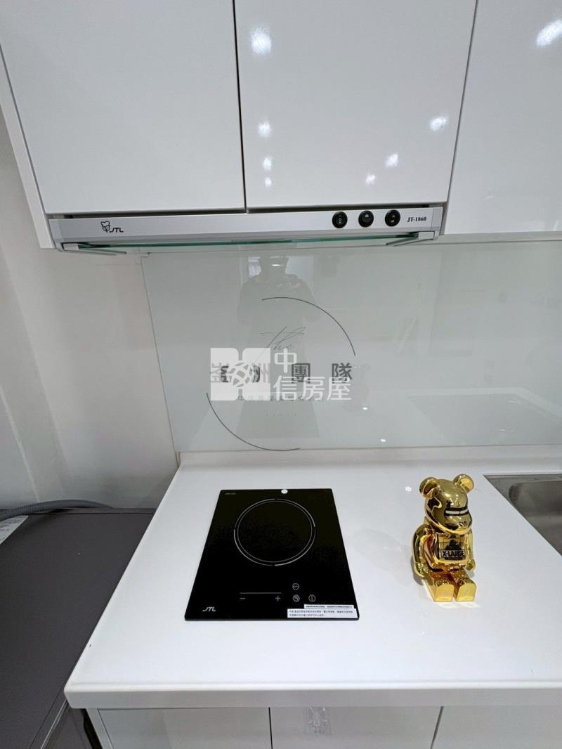 霄裡湖畔整新電梯套房房屋室內格局與周邊環境