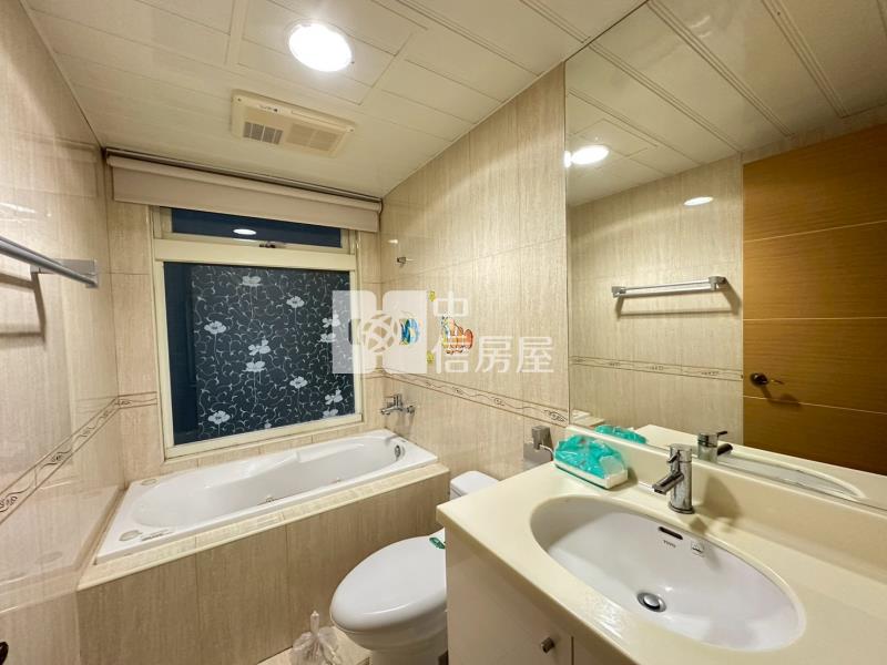 SOGO海華國際之星漂亮溫馨的三房+車位房屋室內格局與周邊環境