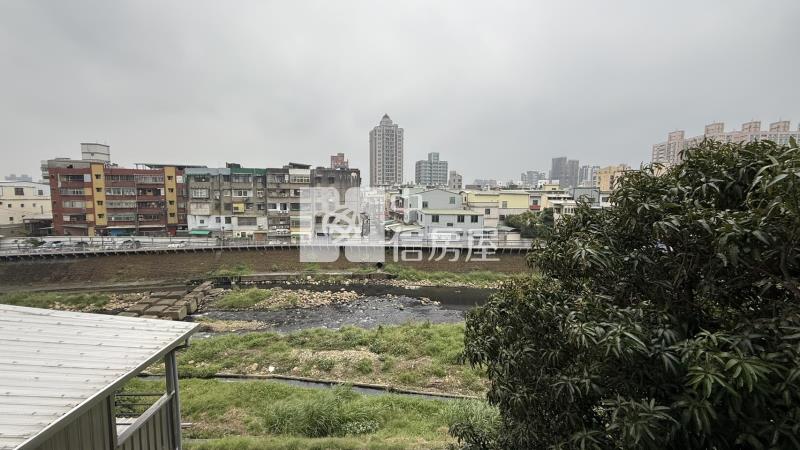 近A22捷運｜新勢公園｜義興國小｜河岸景觀美3房房屋室內格局與周邊環境