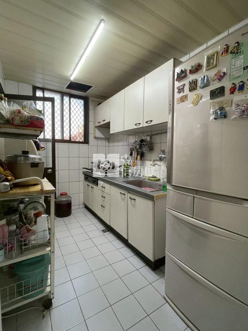 近A22捷運｜新勢公園｜義興國小｜河岸景觀美3房房屋室內格局與周邊環境