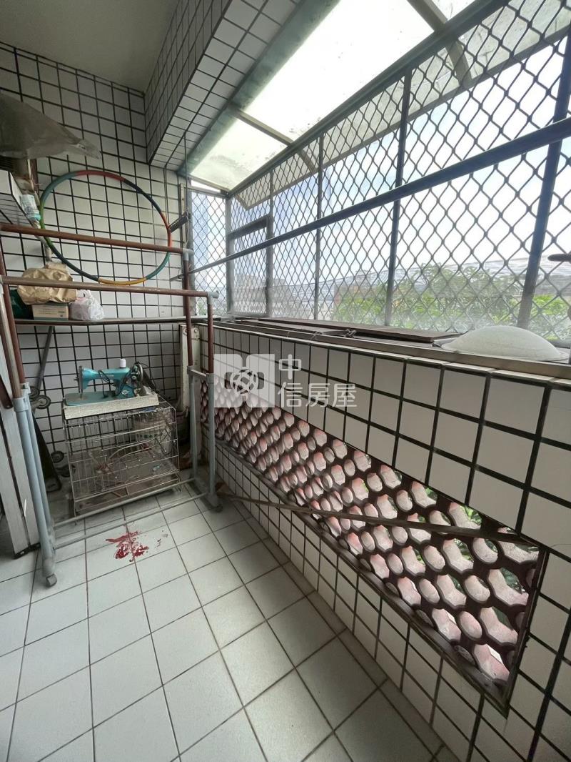 近A22捷運｜新勢公園｜義興國小｜河岸景觀美3房房屋室內格局與周邊環境