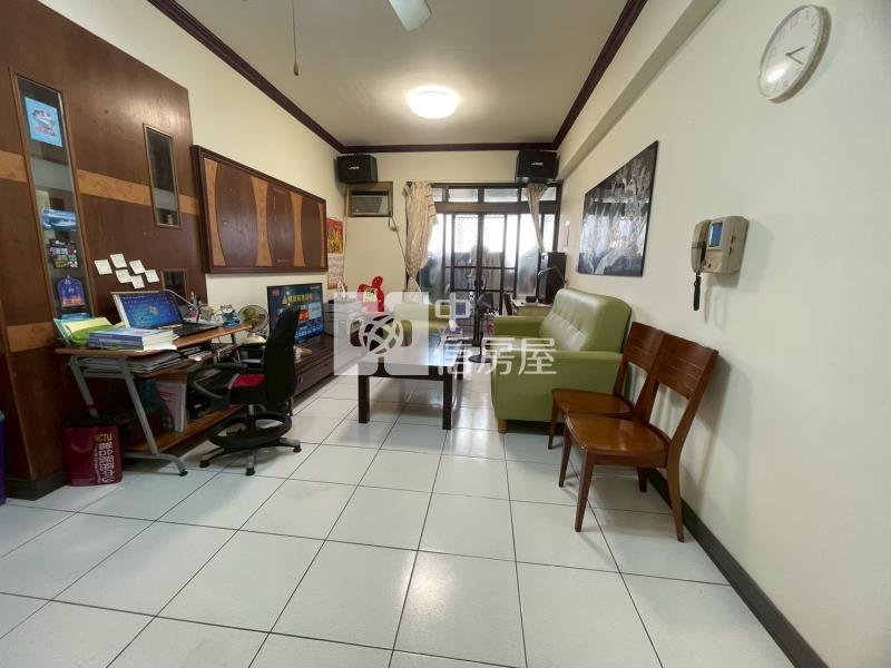 近A22捷運｜新勢公園｜義興國小｜河岸景觀美3房房屋室內格局與周邊環境