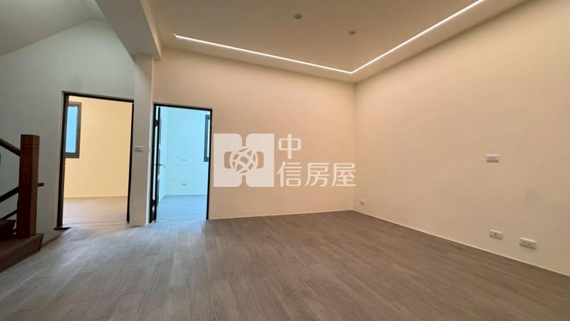 中壢A20捷運特區旁大地坪美透天房屋室內格局與周邊環境