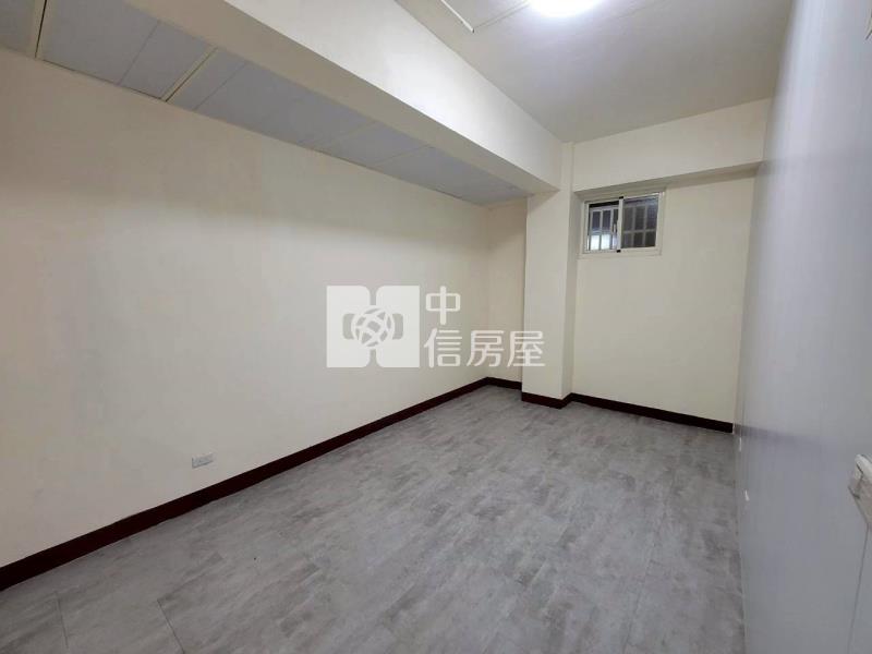 中壢近SOGO新整電梯美3房-車位可另購房屋室內格局與周邊環境