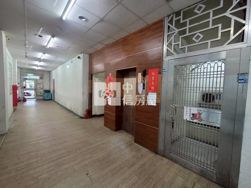 中壢近SOGO新整電梯美3房-車位可另購房屋室內格局與周邊環境