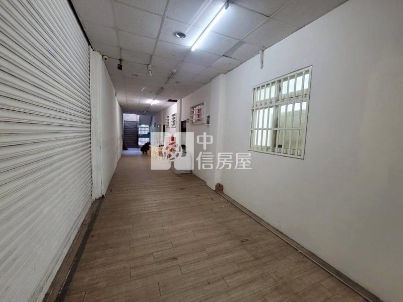 中壢近SOGO一樓店住套房-車位可另購房屋室內格局與周邊環境