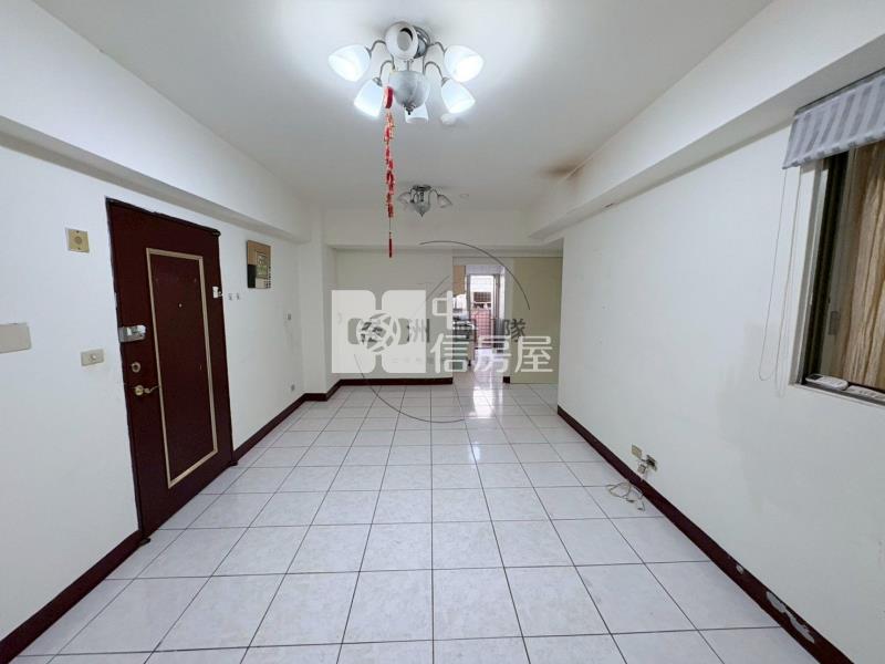 近楊梅國中低總價華廈3房房屋室內格局與周邊環境