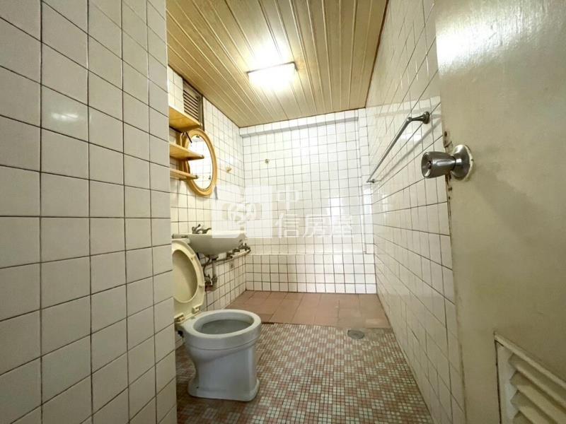 梧棲低總價3房3樓美寓房屋室內格局與周邊環境