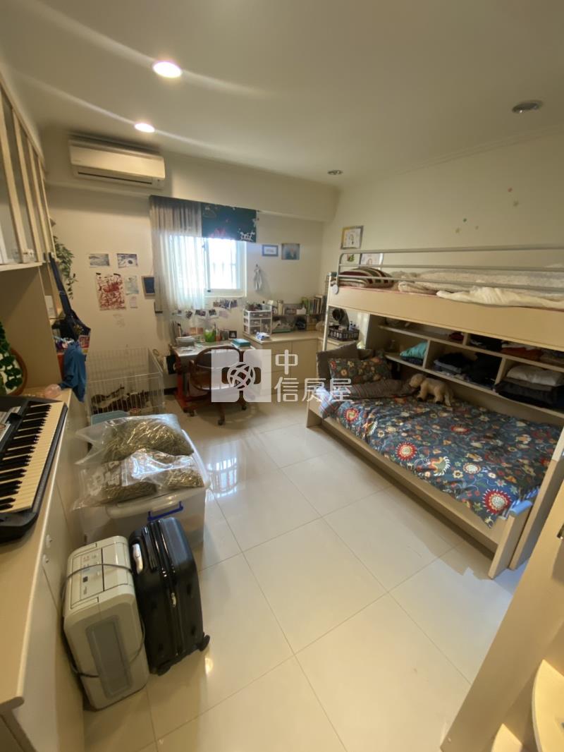 2K18龍潭區西班牙高第電梯別墅房屋室內格局與周邊環境