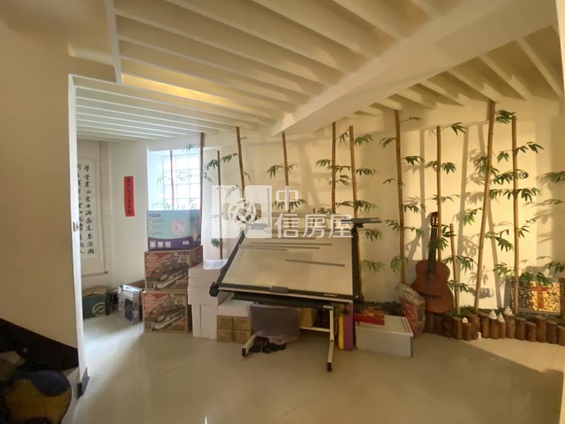 2K18龍潭區西班牙高第電梯別墅房屋室內格局與周邊環境