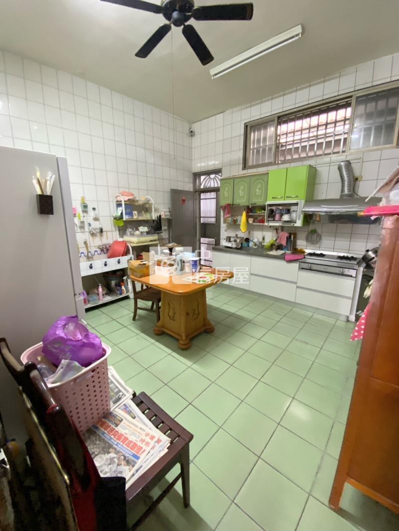 中興正營北美透天房屋室內格局與周邊環境