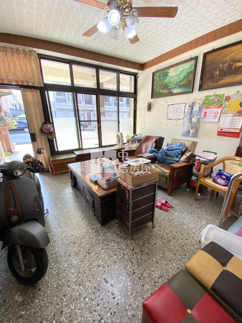 中興正營北美透天房屋室內格局與周邊環境