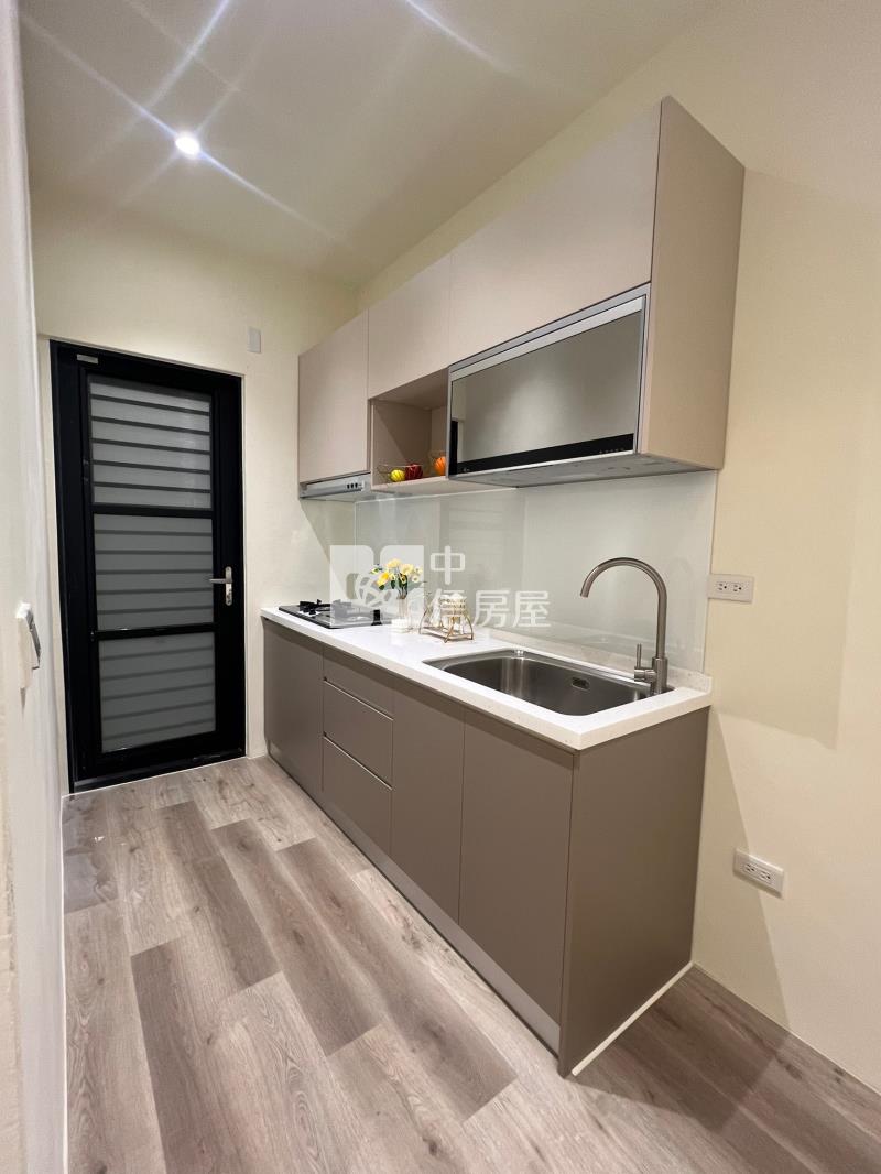 斗六明星學區旁美華廈1房屋室內格局與周邊環境