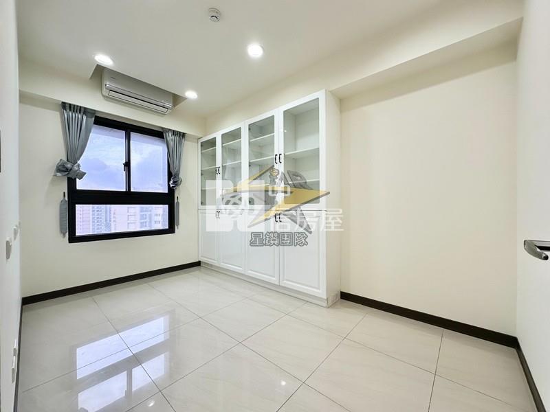 【星鑽】專約★A19國峰苑百萬裝潢3房B1車位房屋室內格局與周邊環境