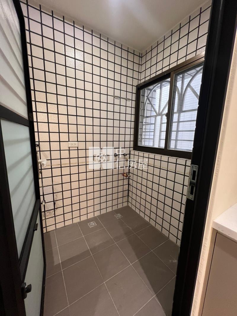 斗六明星學區旁美華廈2房屋室內格局與周邊環境