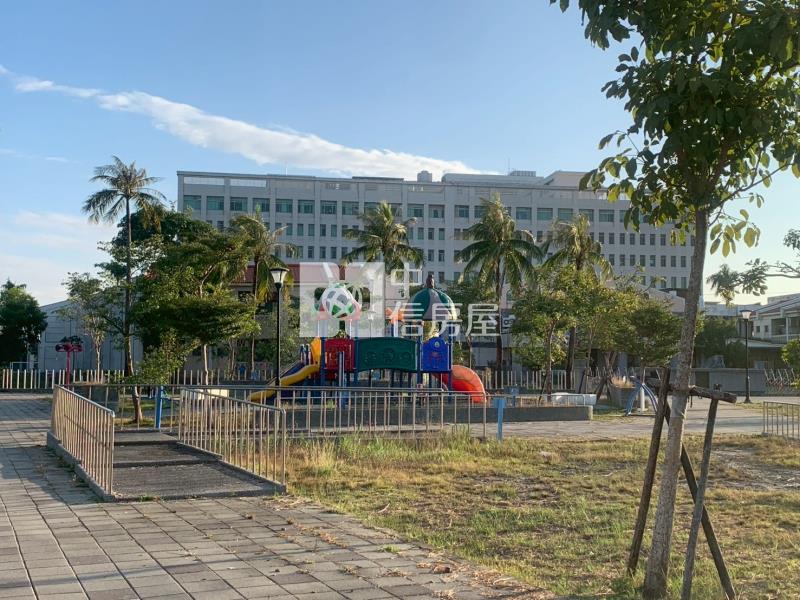 近安南醫院大地坪三角窗店住合一房屋室內格局與周邊環境