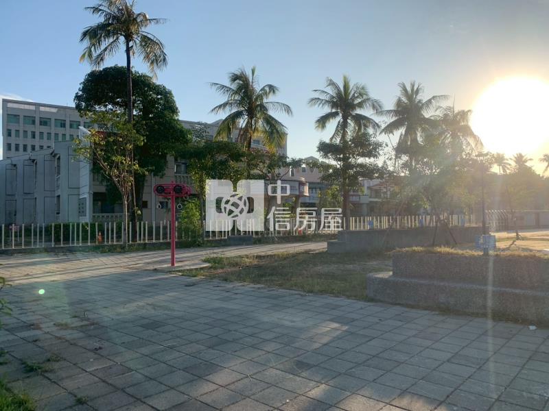 近安南醫院大地坪三角窗店住合一房屋室內格局與周邊環境