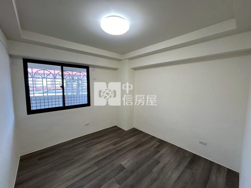 斗六環內三學區全新整理三房(免800萬！)房屋室內格局與周邊環境