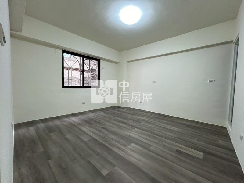 斗六環內三學區全新整理三房(免800萬！)房屋室內格局與周邊環境